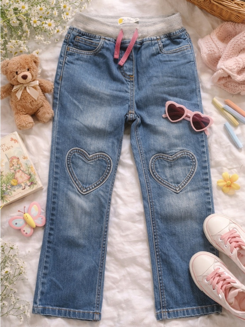 💕Mini Boden💕 Blue Straight-Leg Jeans with Heart Knee Patches